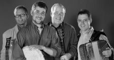 free-live-concert-in-milwaukee-leahys-luck.jpg